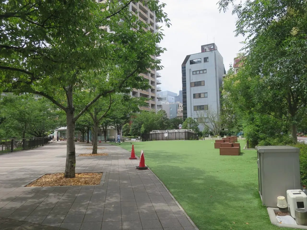 🏞️ 고탄다 만남의 물가 광장(고탄다 후레아이 미즈베 히로바) 이미지 5